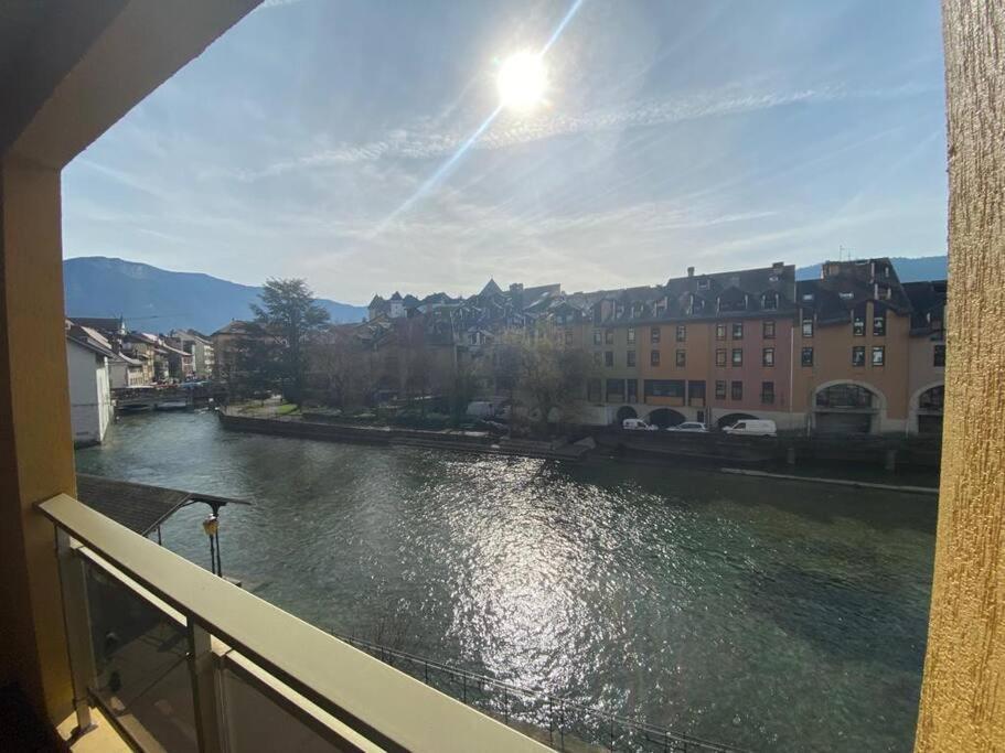 Quai Des Cordeliers, Balcon Et Vieille Ville Annecy Exterior photo
